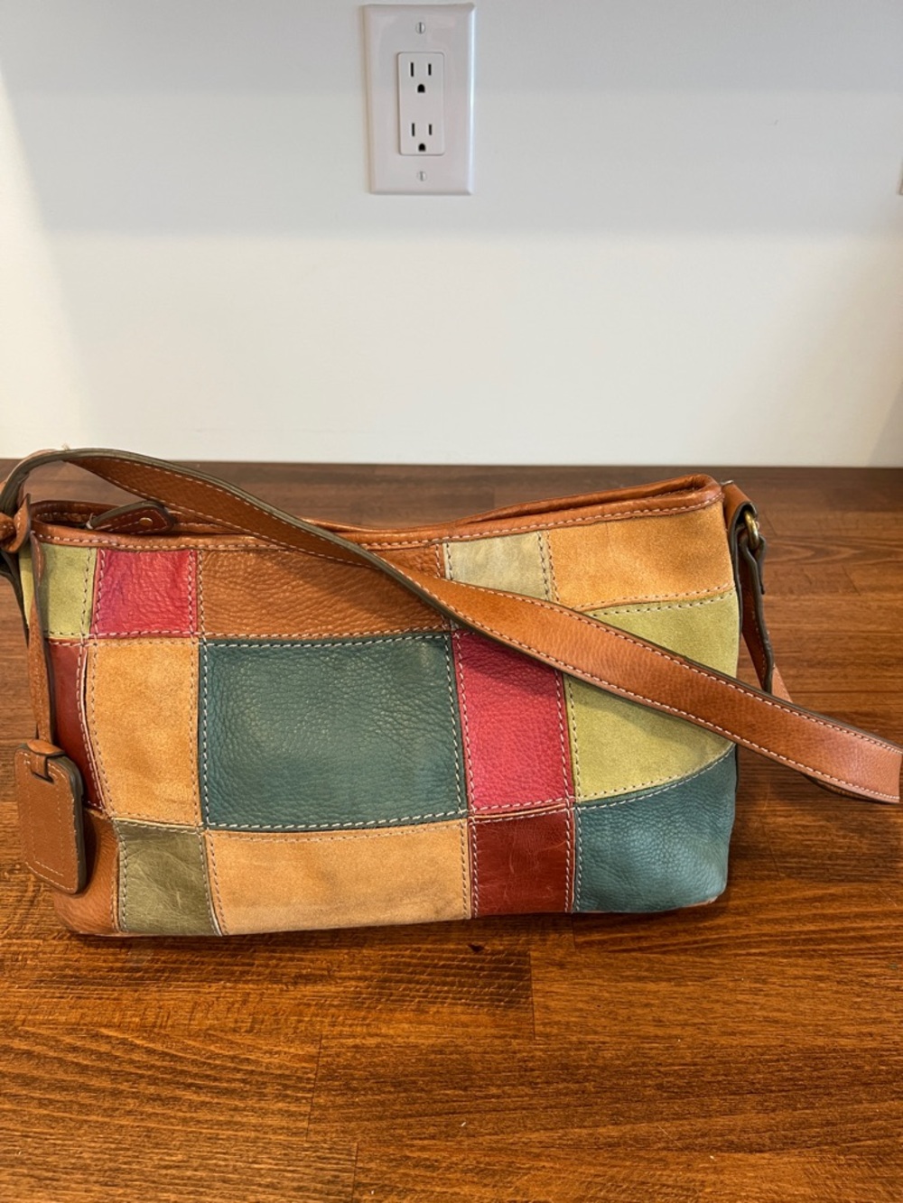 Vintage Fossil Multicolor Patchwork Leather Shoulder Bag - Tan, Green & Red - Picture 4 of 7